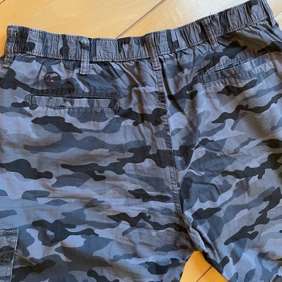 Wrangler cargo shorts - Picture 4 of 5